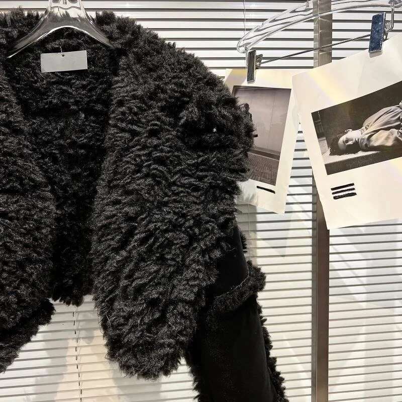 PREPOMP 2024 Winter New Collection Long Sleeve Big Turn Down Collar Faux Fur Leather Black Pu Jacket Women Blazer Coat Gh141