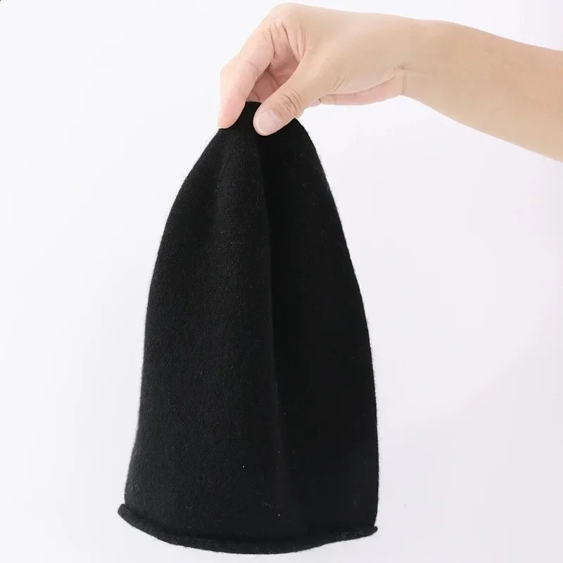 High Quality Pure Cashmere Hat Men Women Autumn Winter Warm Knit Curled Cold Wool Cap Male Casual Classic Solid Beanie Couple 250221
