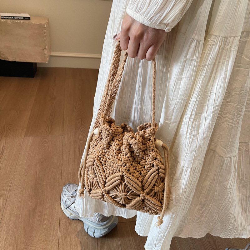 Weaving straw woven for women's spring and summer versatile 2025 new fashionable small popular crossbody bucket bag, beach bag #swissmilitary