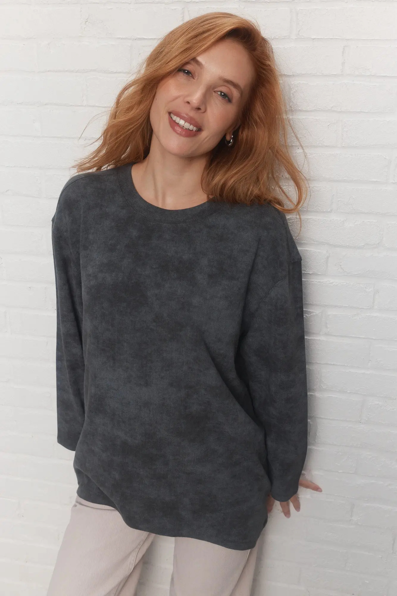 Women's Casual Gray Tie-dye Long Sleeve Top with Scoop neckline Long wide sleeves and Dropped armholes