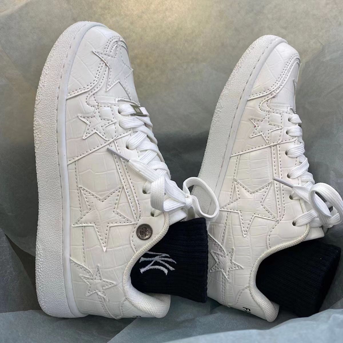 leather casual shoes men mens designer trainers white black brown platform outdoor sports sneakers trainers 39-44