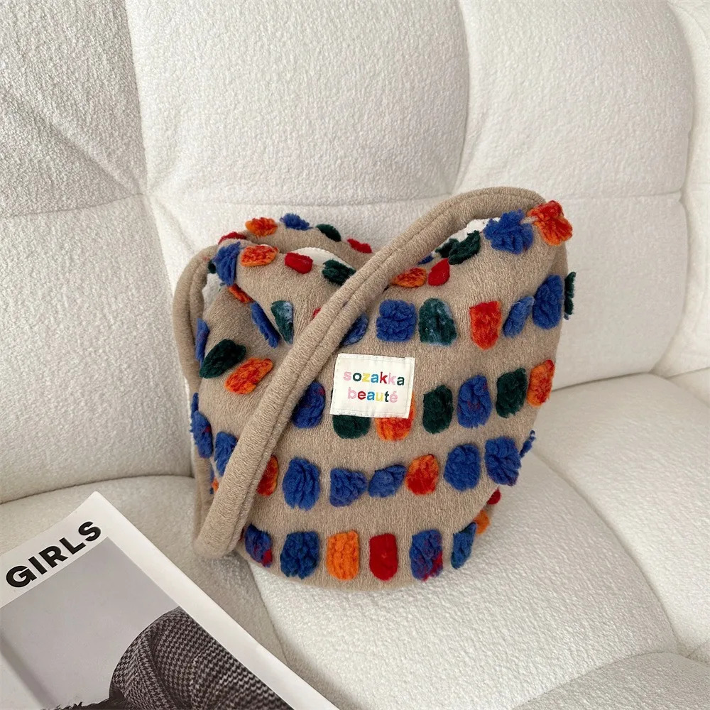 Color Plush Dots Handbags Retro n Female Fluffy Bucket Bags Large Capacity Shoulder Bag Purse Casual Tote 250221