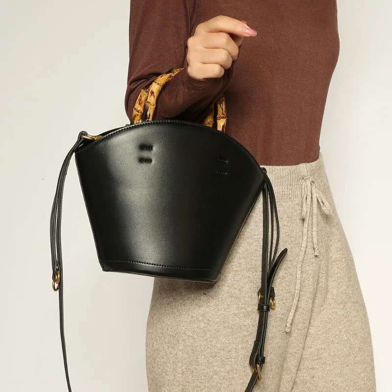 New Spring/Summer Niche Design Bamboo Handle Vegetable Basket Bucket Bag Single Shoulder Diagonal Cross Handbag