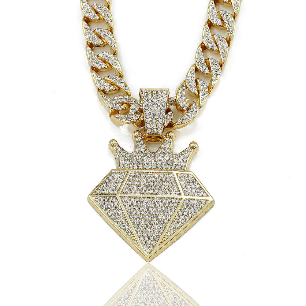 Fashion and personalized jewelry, full dia crown pendant necklace, men's high-end sense, hip-hop Cuban chain