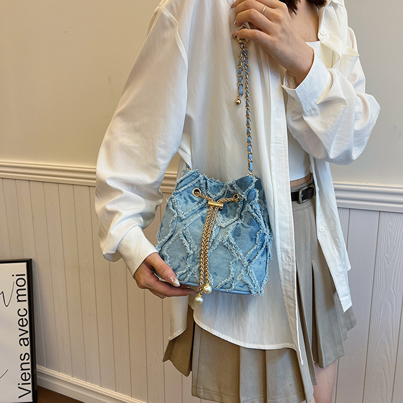 Stylish Dia Grid Mini Bucket Bag for Women