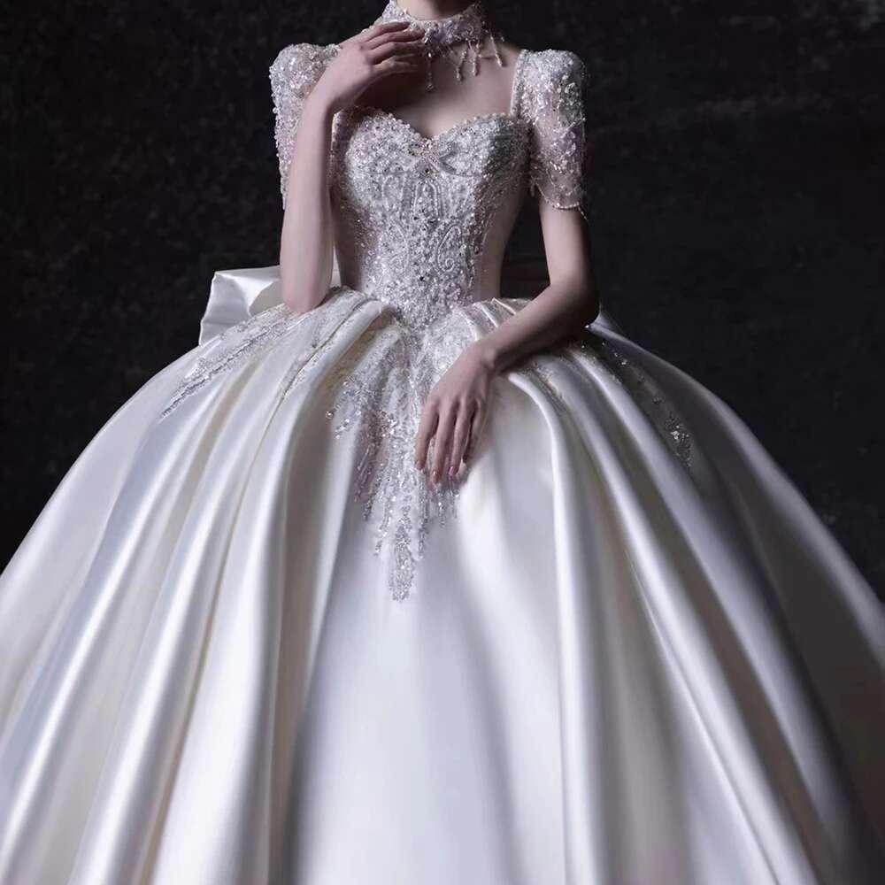 Custom Dress Satin Appliques Dresses Square Collar Naked Back Robe Marriage Shiny Wedding Dresses