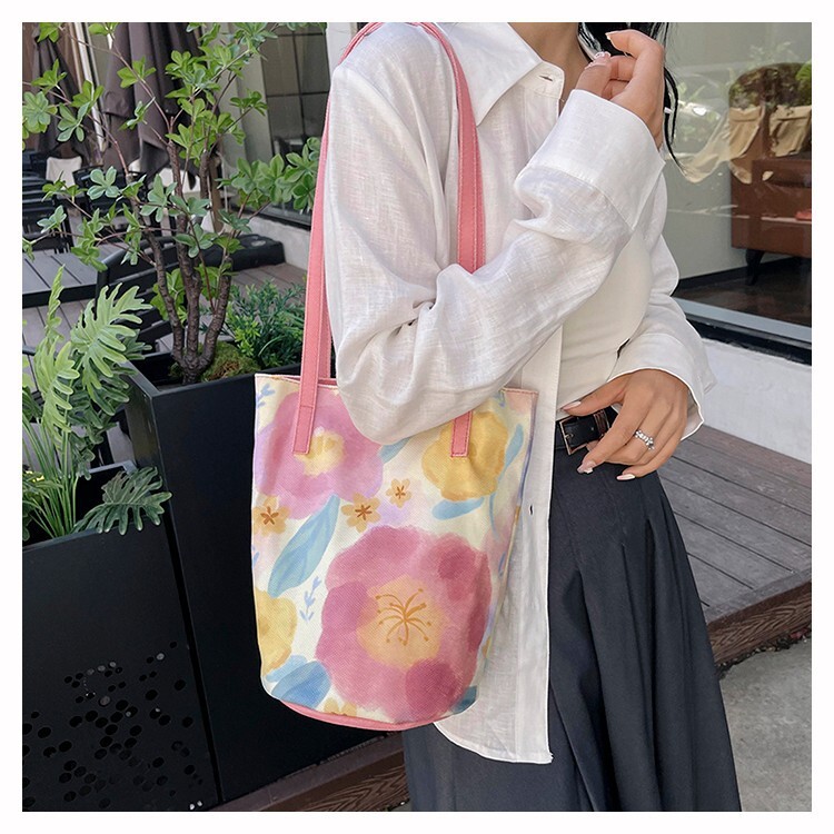 Oil painting flower versatile large capacity high-end shoulder women's three-dimensional bucket bag, summer travel handbag #swissmilitary