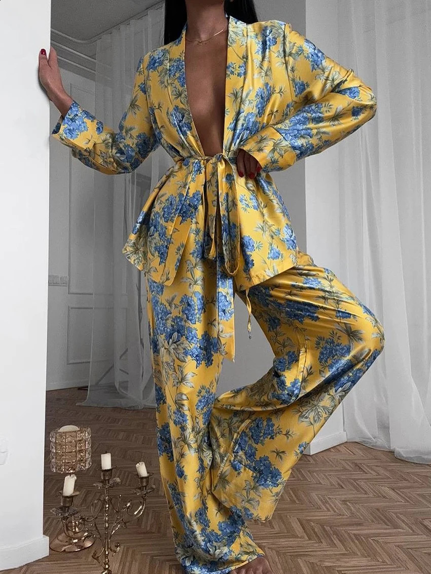 Marthaqiqi Fashion Women Nightwear Suit VNeck Pyjamas Long Sleeve Nightie Lace Up Nightgowns Pants Printing Ladies Set 250228