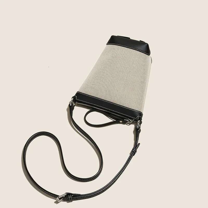 2024 Genuine Leather Canvas Crossbody Women's Bucket Autumn Winter Ladies Designer Brand Lightweight Small Bag