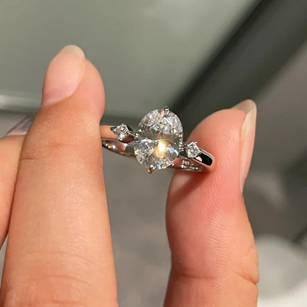 GRA Certified 2 Carat Engagement Ring For Women Sparkling Oval Cut Lab Diamond 925 Sterling Silver Wedding Party Band 250219