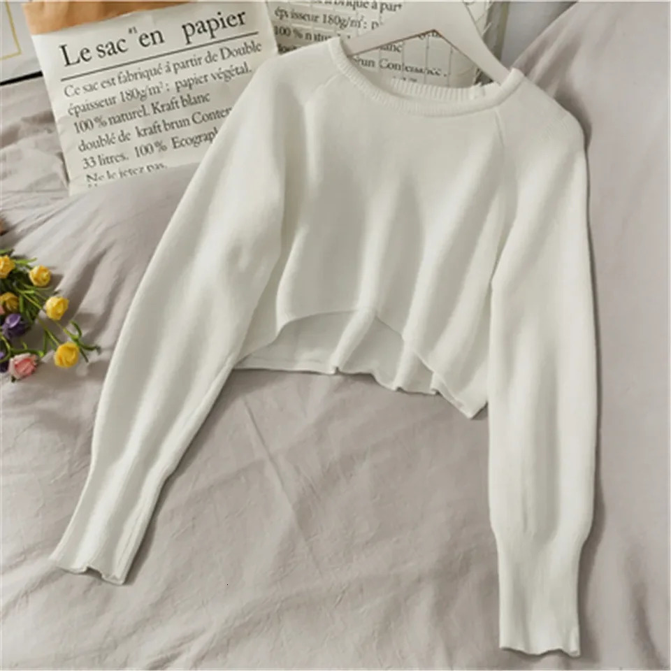 2024 Fashion Students Allmatch Knitwear Soft Korean Pullover Oneck Cropped Tops Autumn Winter Casual Loose Sweater 250225