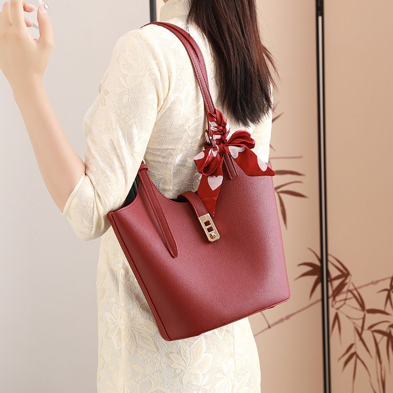 Hong Kong Red Bridal Women's Premium Wedding Handheld Vegetable Basket Versatile Large Capacity Bucket Bag