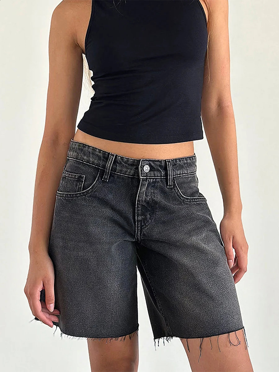 Womens Knee Length Denim Shorts Summer Loose Solid Color Wide Leg Raw Hem Vintage Bermuda with Pockets for Streetwear 250228Z