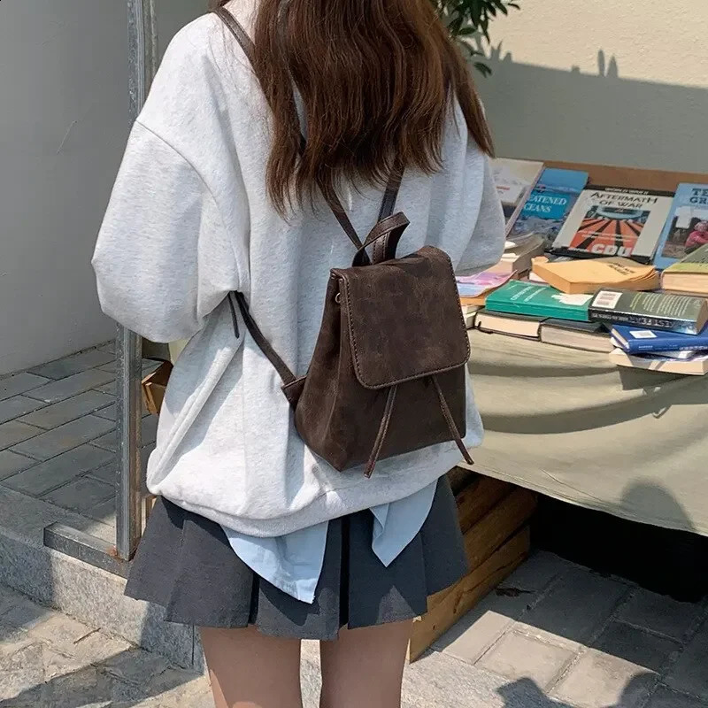 Small Drawstring Flap Backpack Women Mini PU Leather Textured School Backpack Fashion Travel Bag Girl Bakpacks 250214