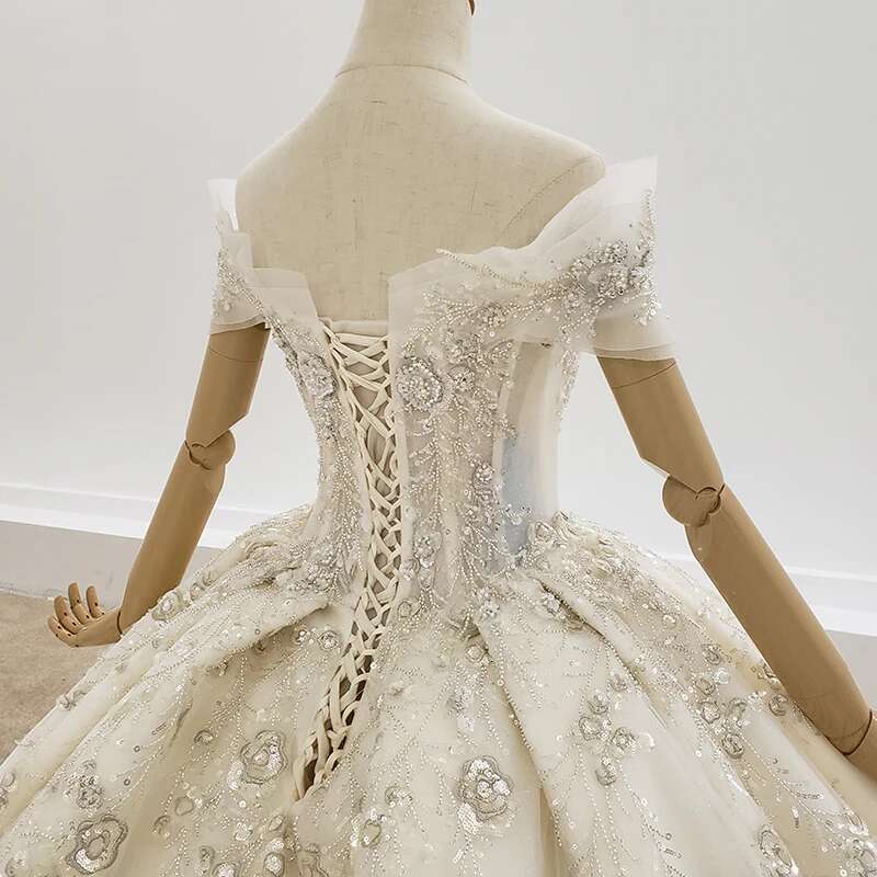 Htl1317 Sweetheart Off Shoulder Crystal Sequins 2021 Short Sleeve Applique Beading Ball Gown Wedding Dress