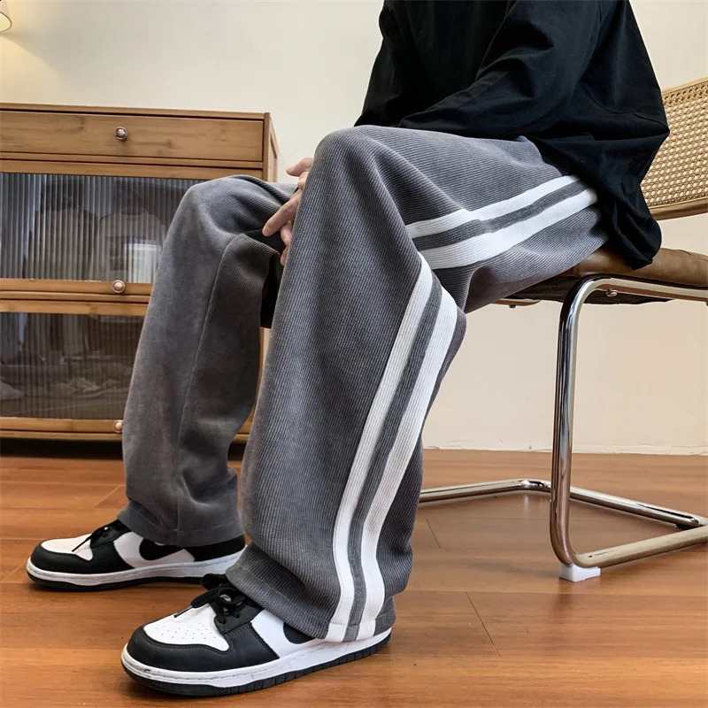 Autumn pocket striped sports pants for men fashionable straight pants hip-hop streetwear Harajuku Trousers runners bottom Y2K mens clothing 250225