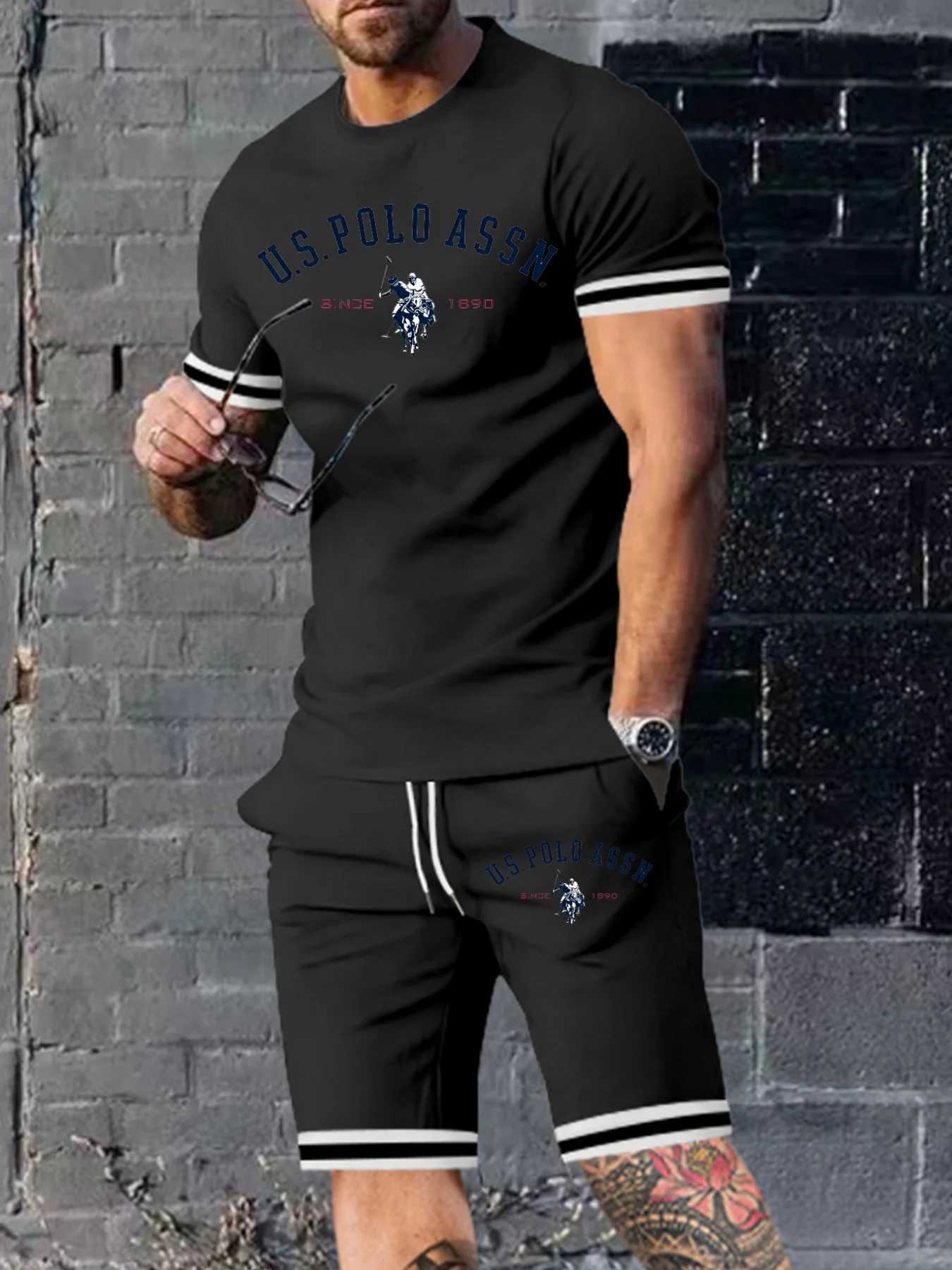 Stripe 2024 Summer Luxury Big Name Letter 3D Digital Printing Mens Suit Fashion Casual Wear Unisex Breathable Comfortable Men X2502281