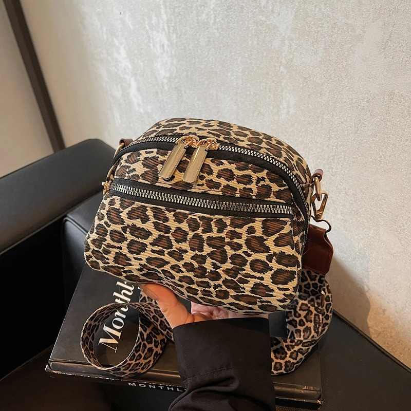 Casual Leopard Print Small Circular Shoulder Bags Personality Compact Portable Wide Straps Womens Crossbody Bags 2025 250218