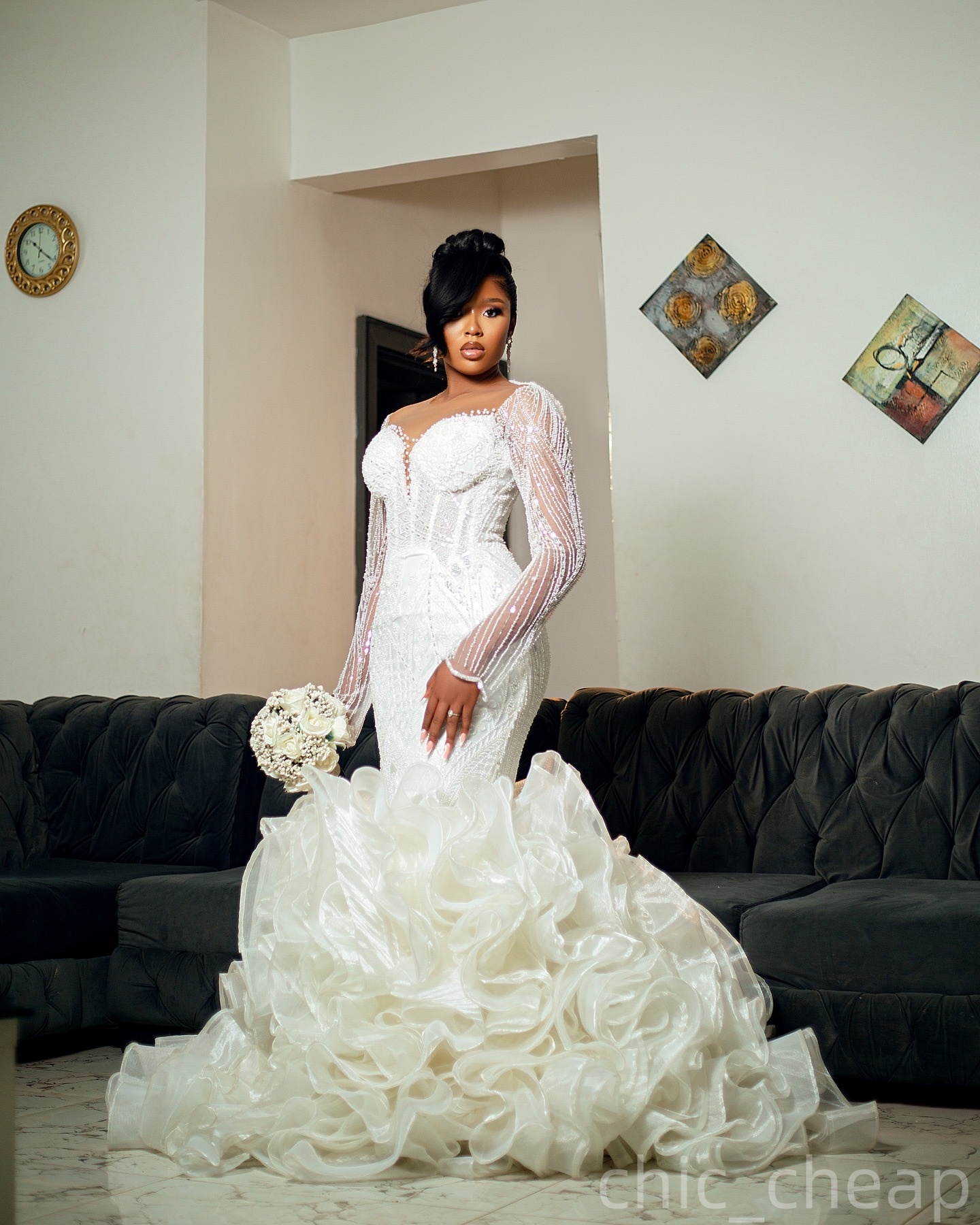 2025 Arabic Aso Ebi Plus Size Ivory Wedding Dress Pearls Sequined Full Sleeves Organza Detachable Train Bridal Gowns Dresses ZJ058