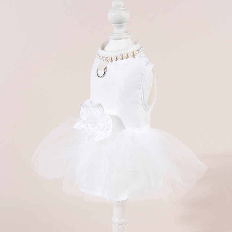 Stock Wholesale Luxury Designer Dog Wedding Dress Pet Clothes Gauze White Dress Sping Summer Dog Apparel