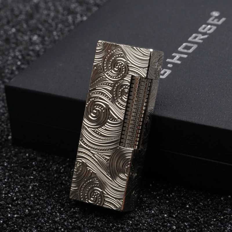 2024 New Luxury Brass Lighter With Side Sliding Gold Carving European ical Grinding Wheel Ignition Lighter Y250228