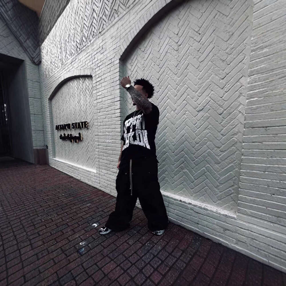 Summer American loose and simple letter printed trendy design, niche hip-hop short sleeved T-shirt
