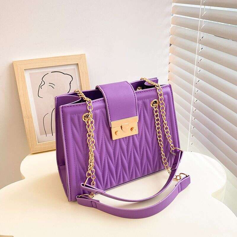 Women's Bags Fashion casual chain crossbody one shoulder simple pleated indentation candy color trend small square women's bag