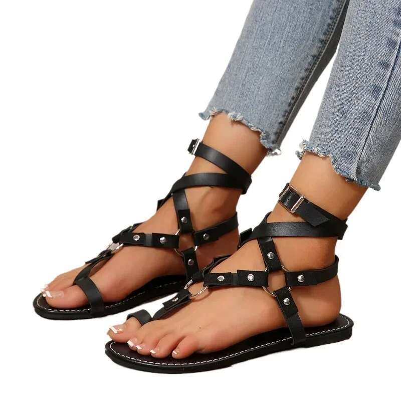 Rome Women Summer Hot Sale Women's Retro Ankle Buckle Rivet Flat Sandals British Style Plus Size Lady Shoes