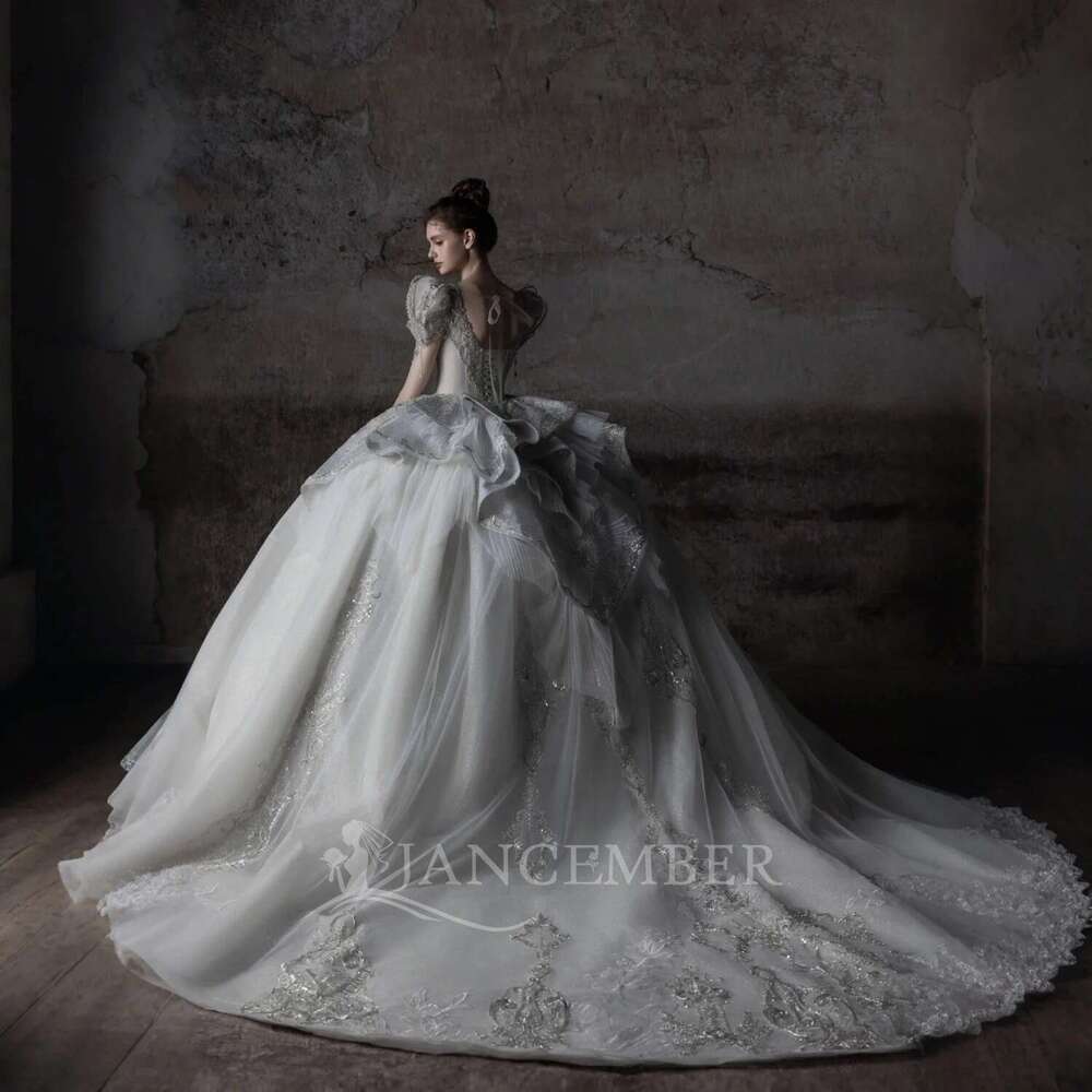 Women's Ball Gown Vscalloped Appliques Long Sleeve Custom Wedding Elegant Satin Novia Dresses
