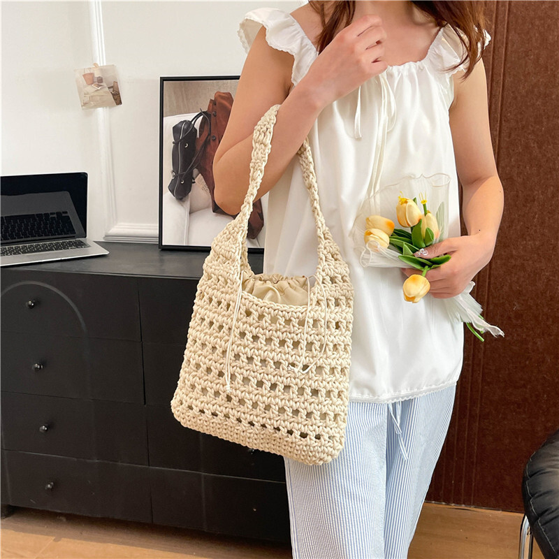 Weaving vegetable baskets, single shoulder handbags, 2025 summer new women's grass woven bags, beach vacations #swissmilitary