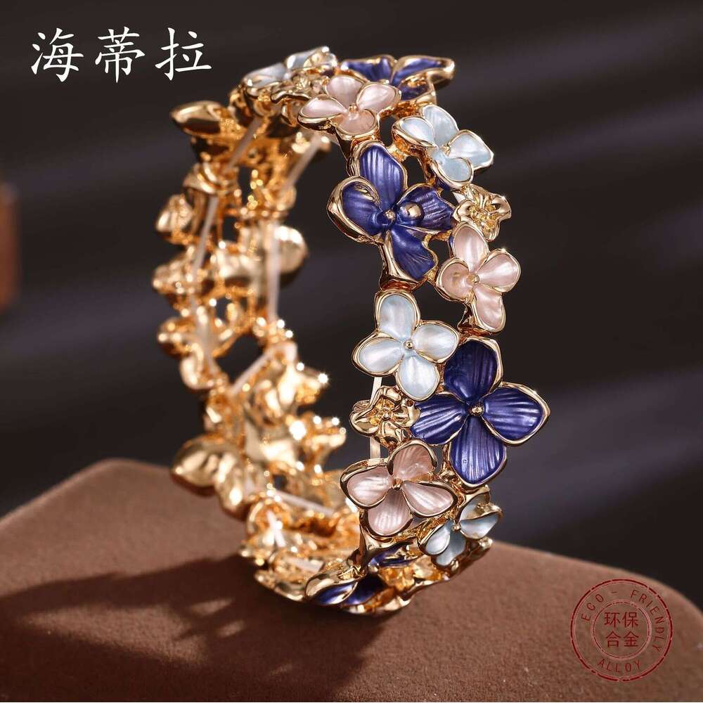Designer bracelet Hot selg enamel colored elastic for women, high-end and versatile cherry blossom alloy bracelet