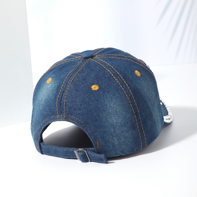 Japan and South Korea with diamonds baseball cap casual wild inlaid diamond duck tongue cap BOSS letters crown decoration cowboy sun hat sub