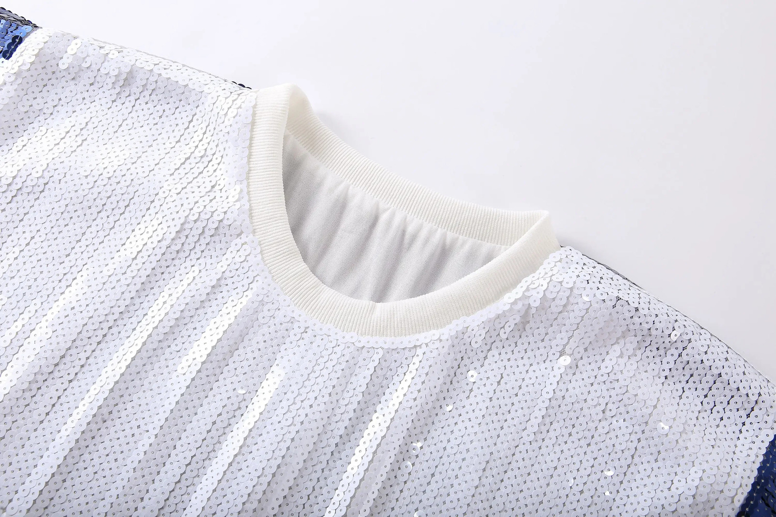 Summer Fashion Sequin Women Short Sleeved Tops Simple Round Neck Female Letter T-shirt 250227