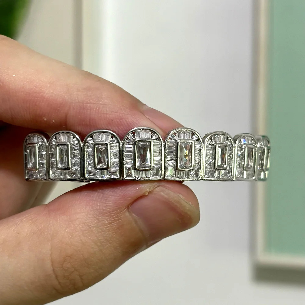 RACHELZ 8/8 Iced Out Full CZ Stone Tooth Caps Braces For Women Men Jewelry Cubic Zircon Teeth Top Bottom Dental Grills 250219