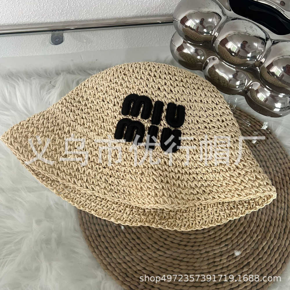 Wide Brim Hats Bucket Hats The straw hat with huge shading is not delicate The sun hat has a large brim and a concave shape The sun hat is cool and br