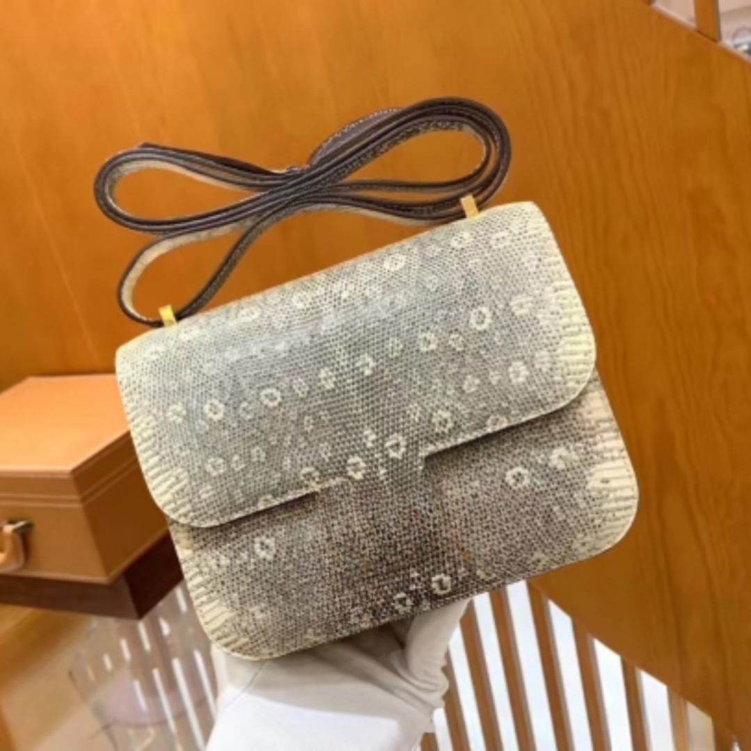 Designer Lizard Crossbody Bag Classic Shoulder Bag Big Logo Flip Purse Clutch Bag 19 24cm Fully handmade in French Nilo Lizard with 24K gold plated hardware