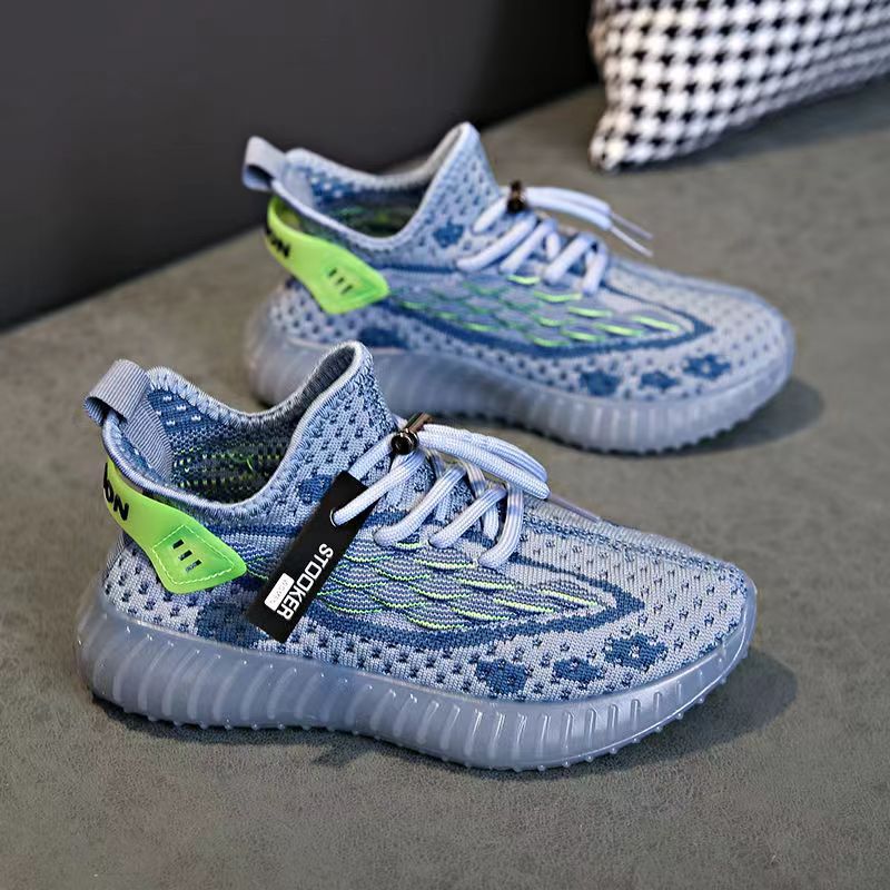 Athletic Outdoor New Young Childrens Sports Shoes for Boys and Girls Coconut Casual Children Breathable Flight Knitted Coaching Lightweight Sole Runni