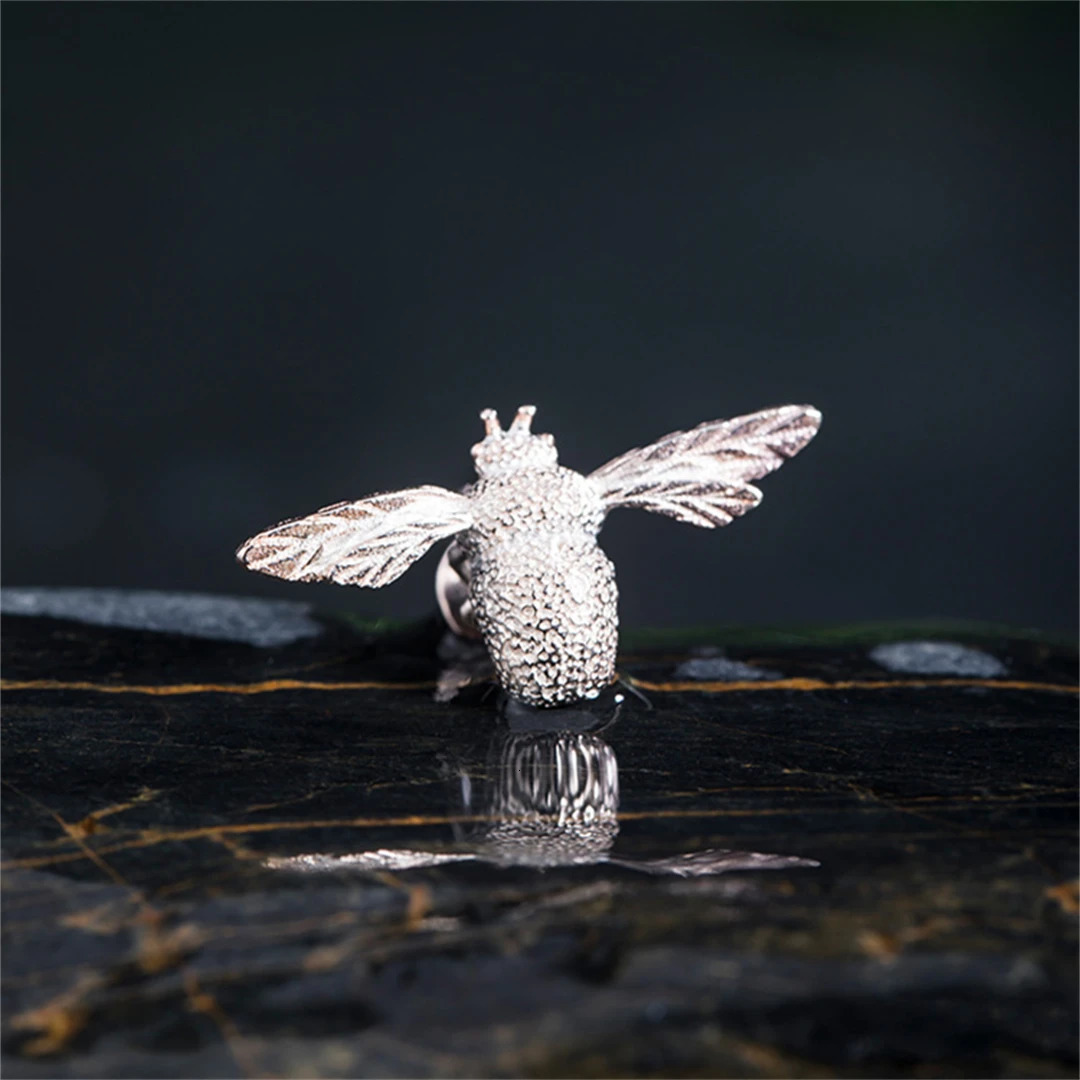 100% S925 Silver Exquisite Brooch Dress Jacket Sweater Little Bee Womens Men Brooch Style Fashion Accessories Jewelry 250227