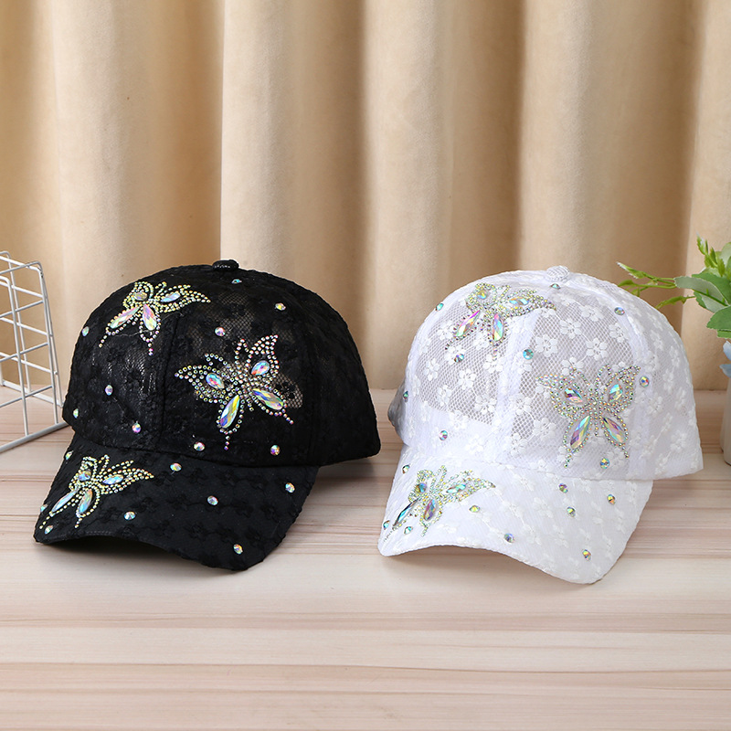 The new breathable versatile sun hat Korean lace drilling butterfly duck tongue cap female outdoor hollow baseball cap