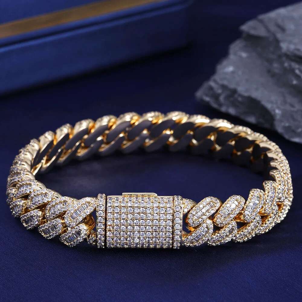 Sterg Sier 12mm D color VVS Moissanite Iced Out Dia Cuban k Chain Necklace for Men Women