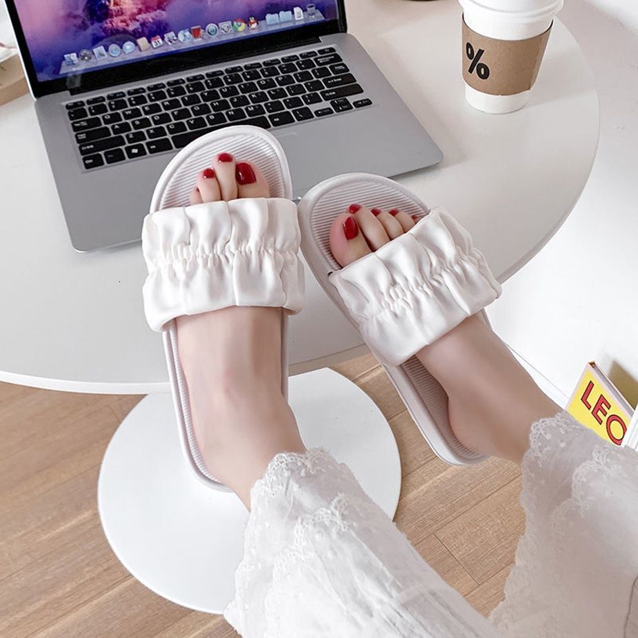 Slippers For Women In Summer Fashionable Fairy Style Flat Pleated Shoe Upper Suitable For Indoor And Outdoor Wear Student One Line Slippers Cool Slipp