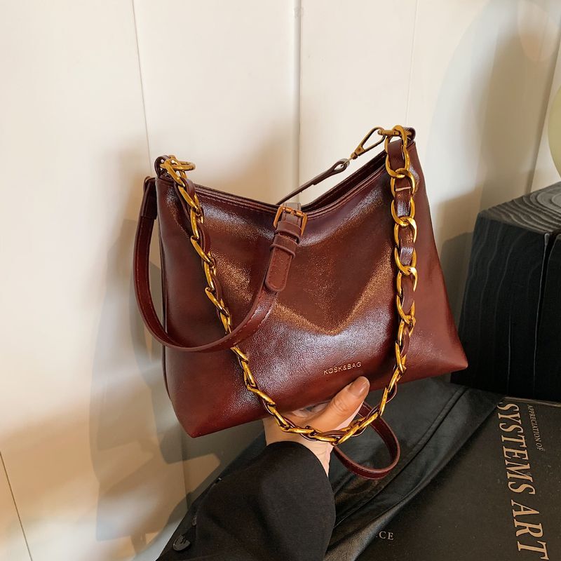 Large capacity bucket trendy new bags, exquisite chain bag, commuting high-end single shoulder crossbody bag