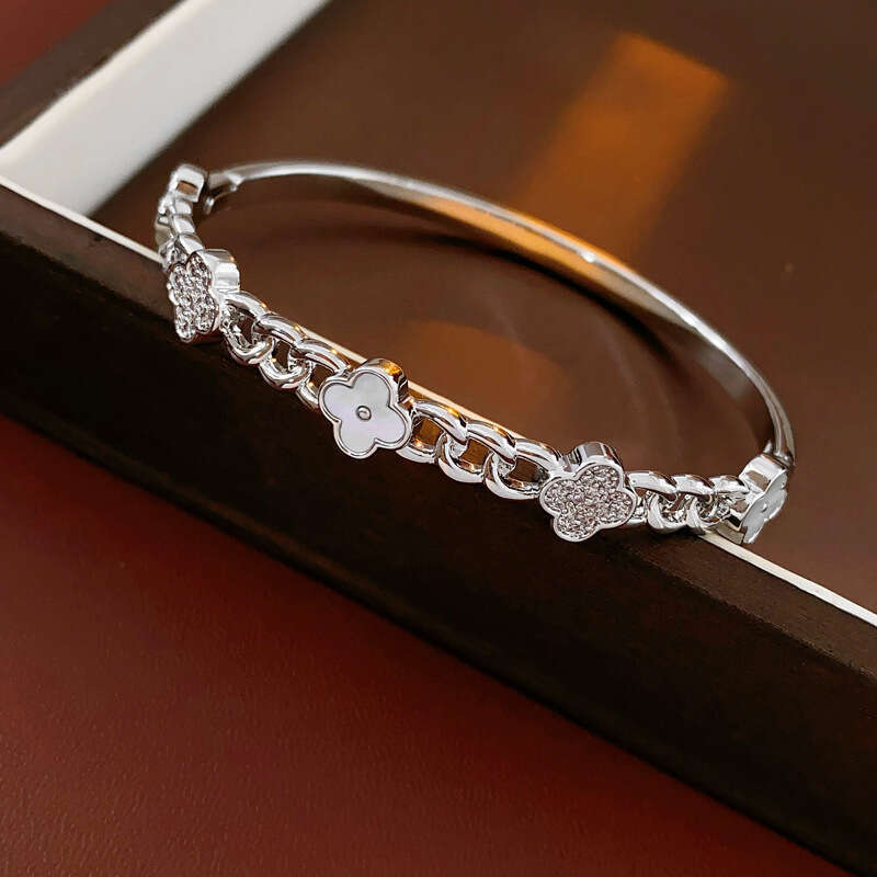 designer bracelet and Real gold electroplated zircon wer Korean ins high-end bracelet niche commuting new handmade accessory for women with gift box