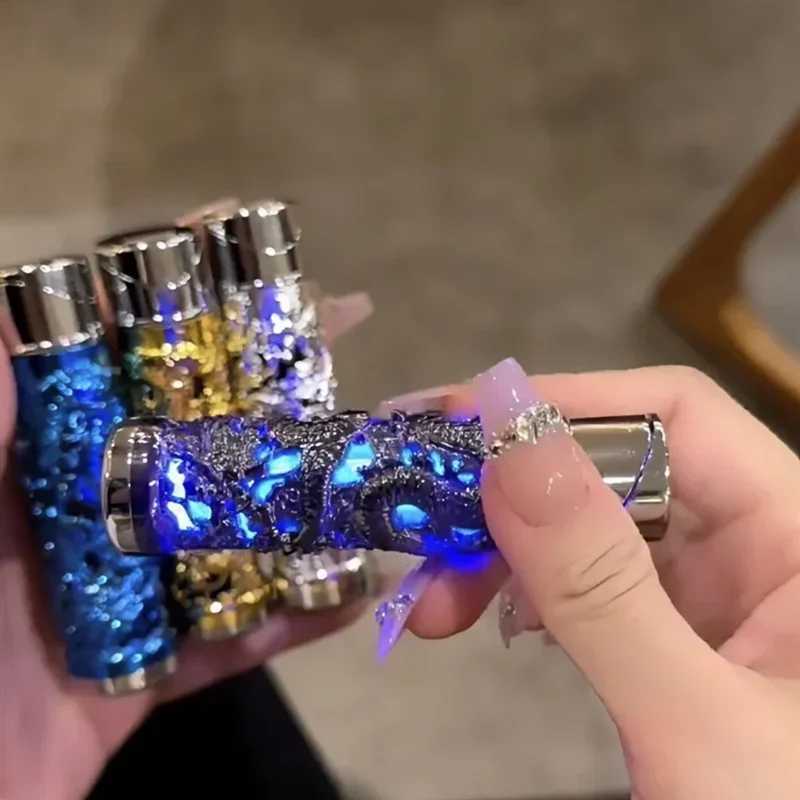 Metal 3D Relief Dragon Lighter Windproof Butane Turbo Red Flame Women Portable Lighter Cigarette Accessories Trendy Mens Gift Y250228