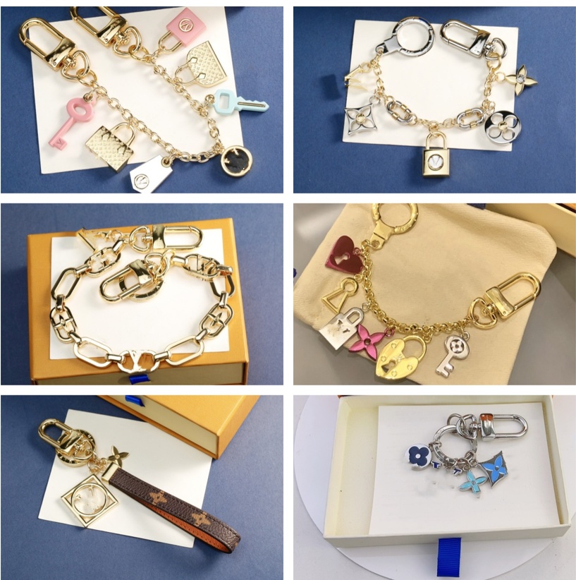 Designer Women V Letters Designers Keychain Wallet Rabbit Top Llavero Car Key Chain Buckle Jewelry Blue Pink Follower Keyring Keychains Lanyards 6E5f