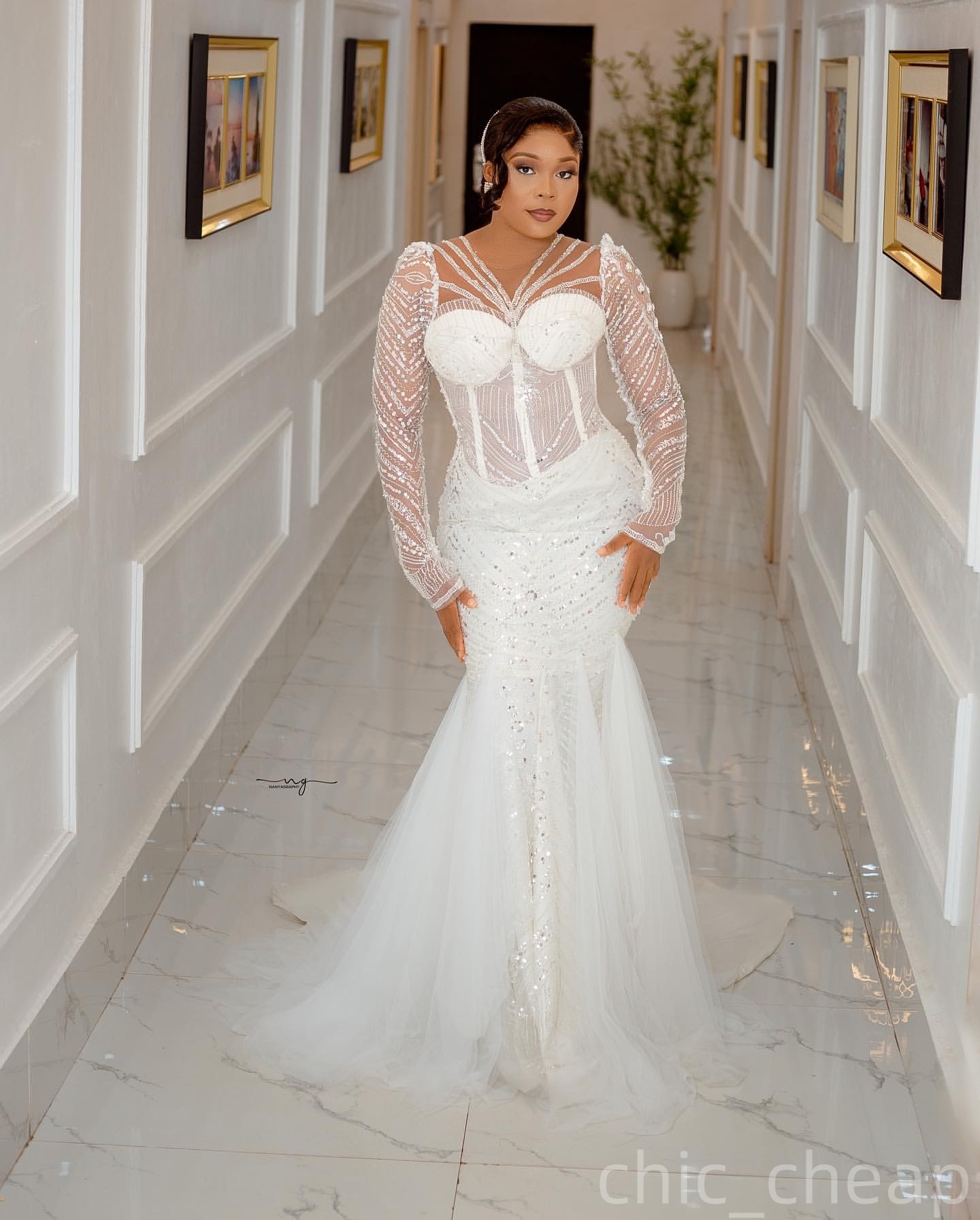 2025 Arabic Aso Ebi Plus Size Ivory Wedding Dress Beaded Sequined Full Sleeves Sheer Neck Bridal Gowns Dresses ZJ057