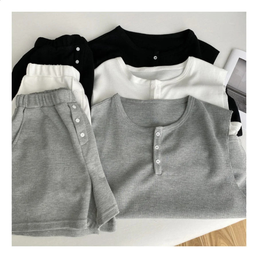 Shorts set summer cotton womens casual twopiece short sleeved Tshirt and high waisted shorts solid dress 250228
