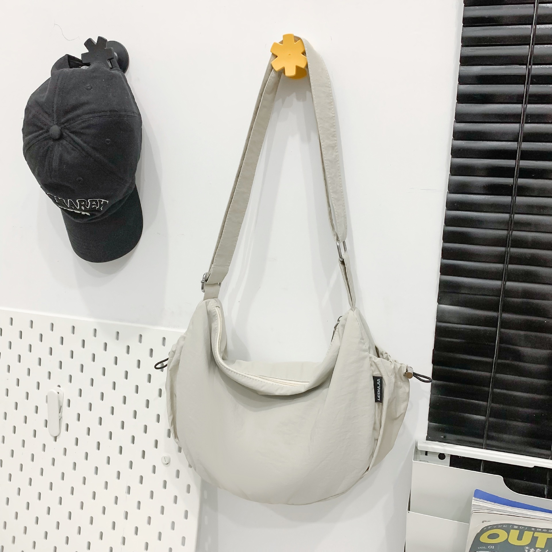 Niche Dumpling Spring/Summer New Style Solid Color Simple Trendy Casual Shoulder Travel Commuter Crossbody Bag #swissmilitary