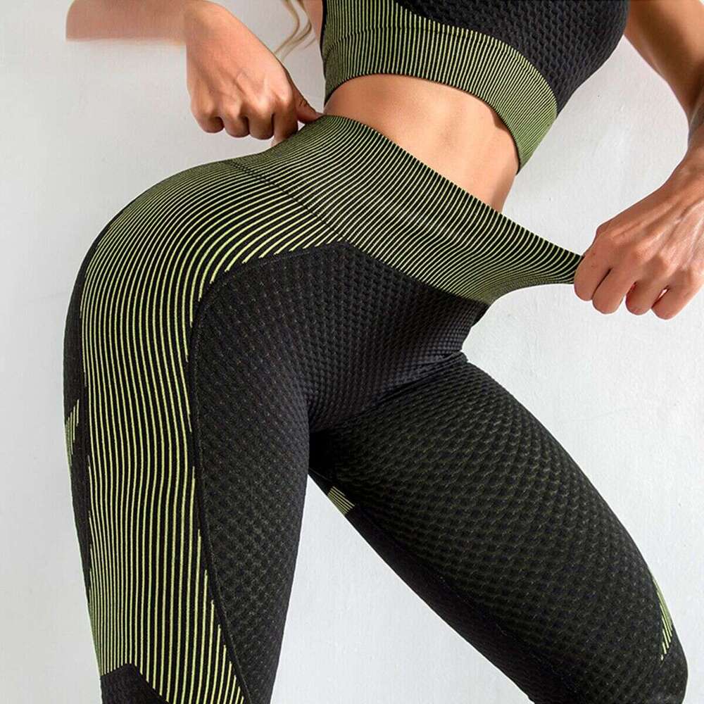 European and American sports suit fiess vest jacket, high waisted yoga pants three piece set, 2025 new casual versatile fashion clothing