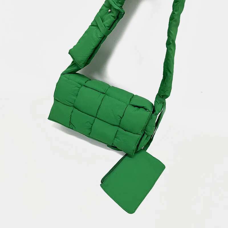 Women's Bags Autumn and Winter Men's Shoulder Bag Fo Men Leather Crossbody Handbag Designer Sponge Casual Versatile Sg Side